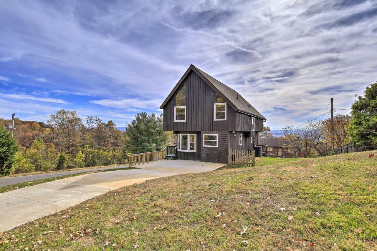 Updated Kingsport Home With Deck And Mtn Views! Exterior foto